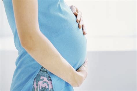 hamilelikte mideye baskı